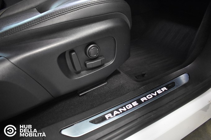 LAND ROVER Range Rover Evoque 2.0D I4 163 CV AWD Auto R-Dynamic S